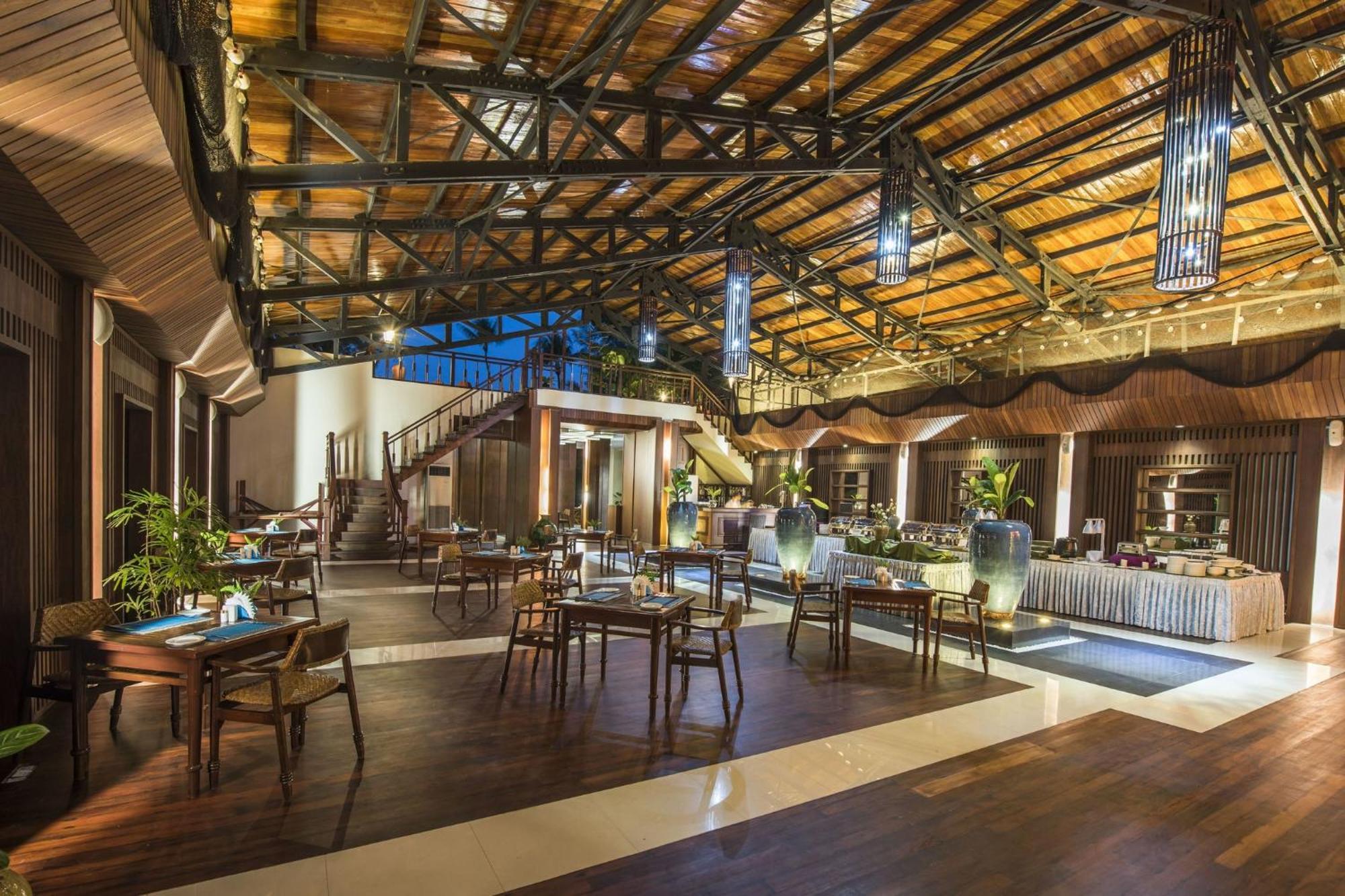 Jade Marina Resort And Spa Ngapali Ngoại thất bức ảnh