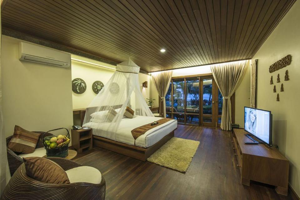 Jade Marina Resort And Spa Ngapali Ngoại thất bức ảnh