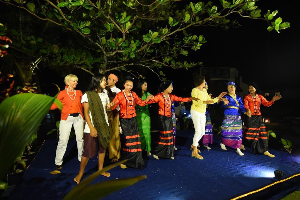 Jade Marina Resort And Spa Ngapali Ngoại thất bức ảnh