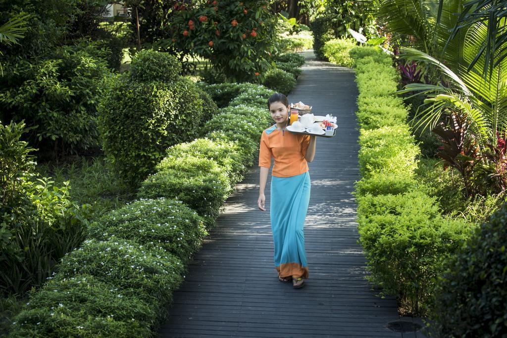 Jade Marina Resort And Spa Ngapali Ngoại thất bức ảnh