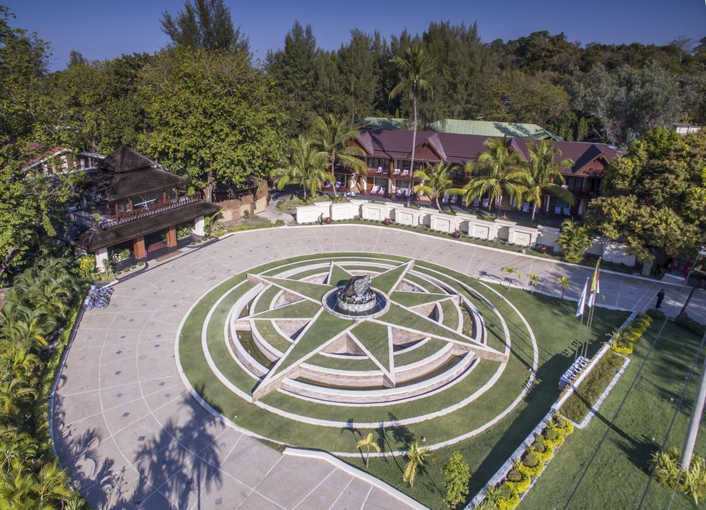Jade Marina Resort And Spa Ngapali Ngoại thất bức ảnh